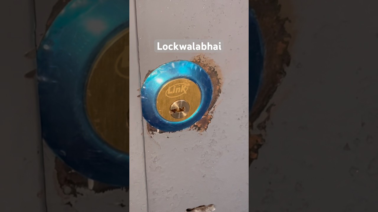 Read more about the article Best Electronic Gate Lock Dealer Delhi, Main Door Lock installation #remoteelectriclock #smartlock
