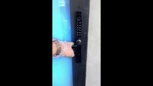 Read more about the article 🚪 Ditch the Keys and upgrade Your Security with a Sliding Door Smart Door Lock!