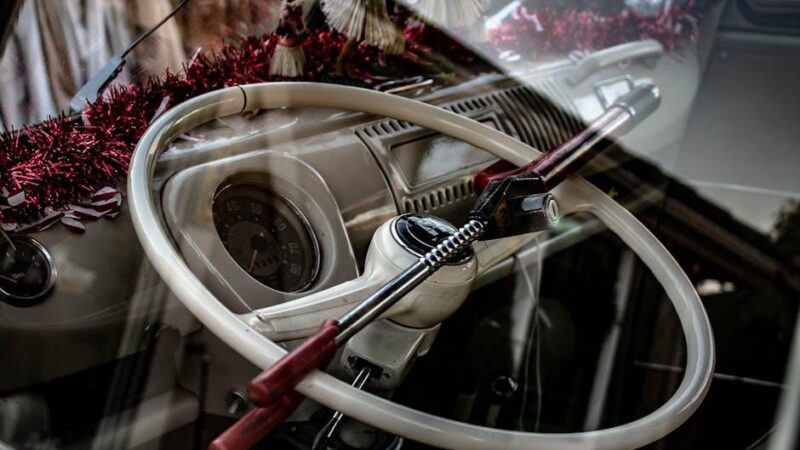 How to Unlock a Car Without a Key (and Why You Shouldn’t DIY)